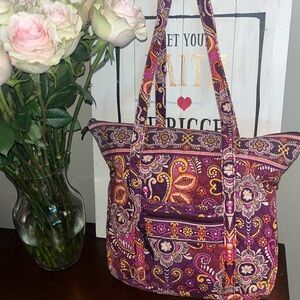 Vera Bradley Tote Bag in Safari Sunset Burgundy, Pink, Orange, Paisley Floral